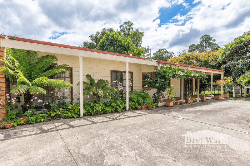 221 Great Alpine Road, BRUTHEN, VIC 3885