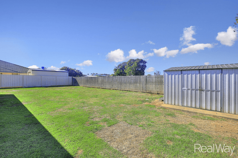 24A Dunn Road, Avenell Heights, QLD 4670