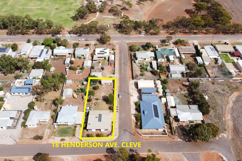 18 Henderson Avenue, Cleve, SA 5640