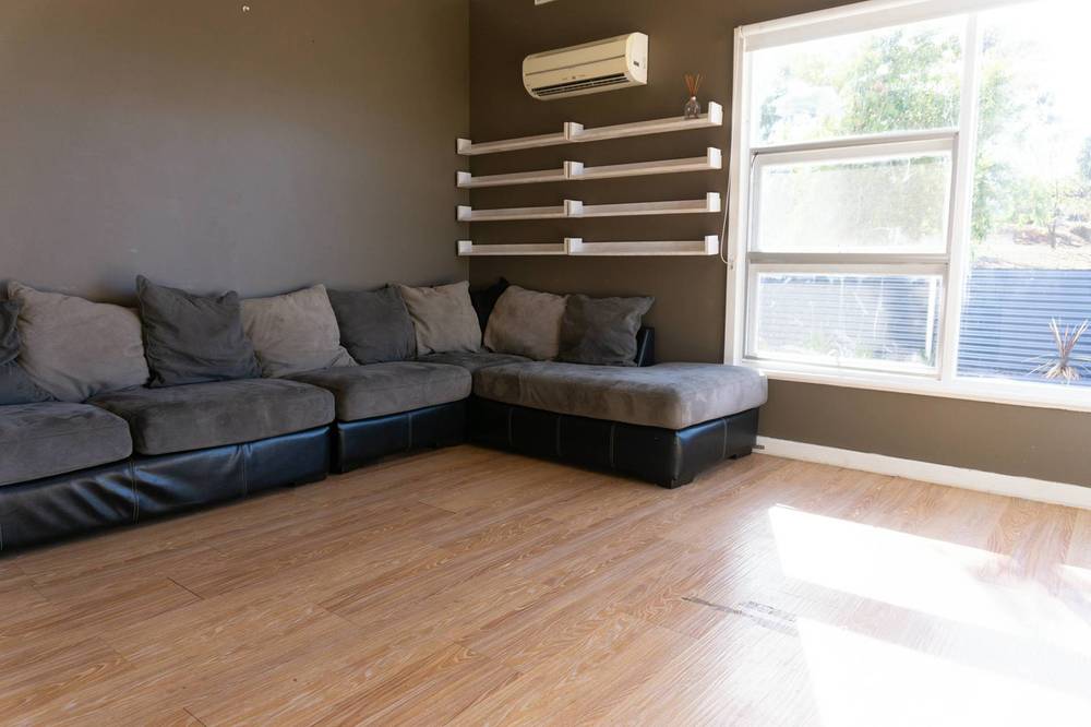 18 Henderson Avenue, Cleve, SA 5640