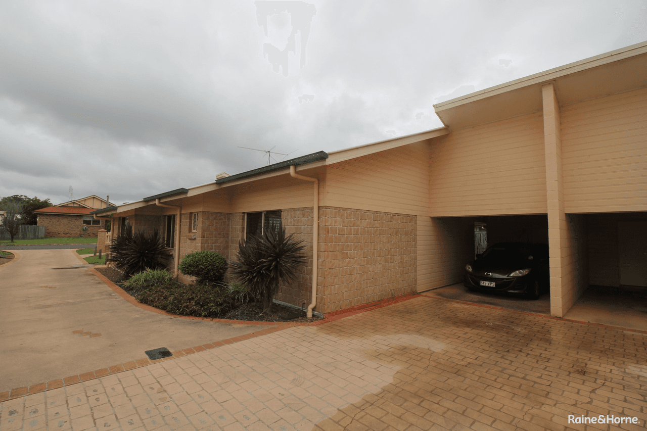 1 and 2/4 Kurtellen, KINGAROY, QLD 4610