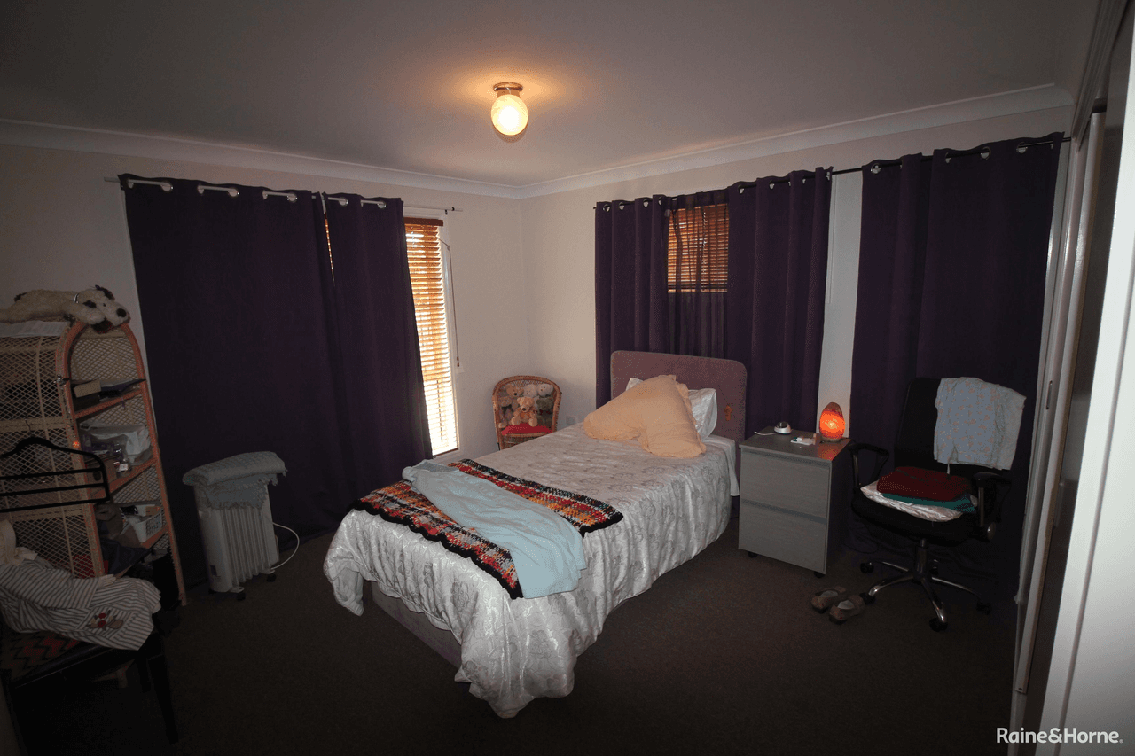 1 and 2/4 Kurtellen, KINGAROY, QLD 4610