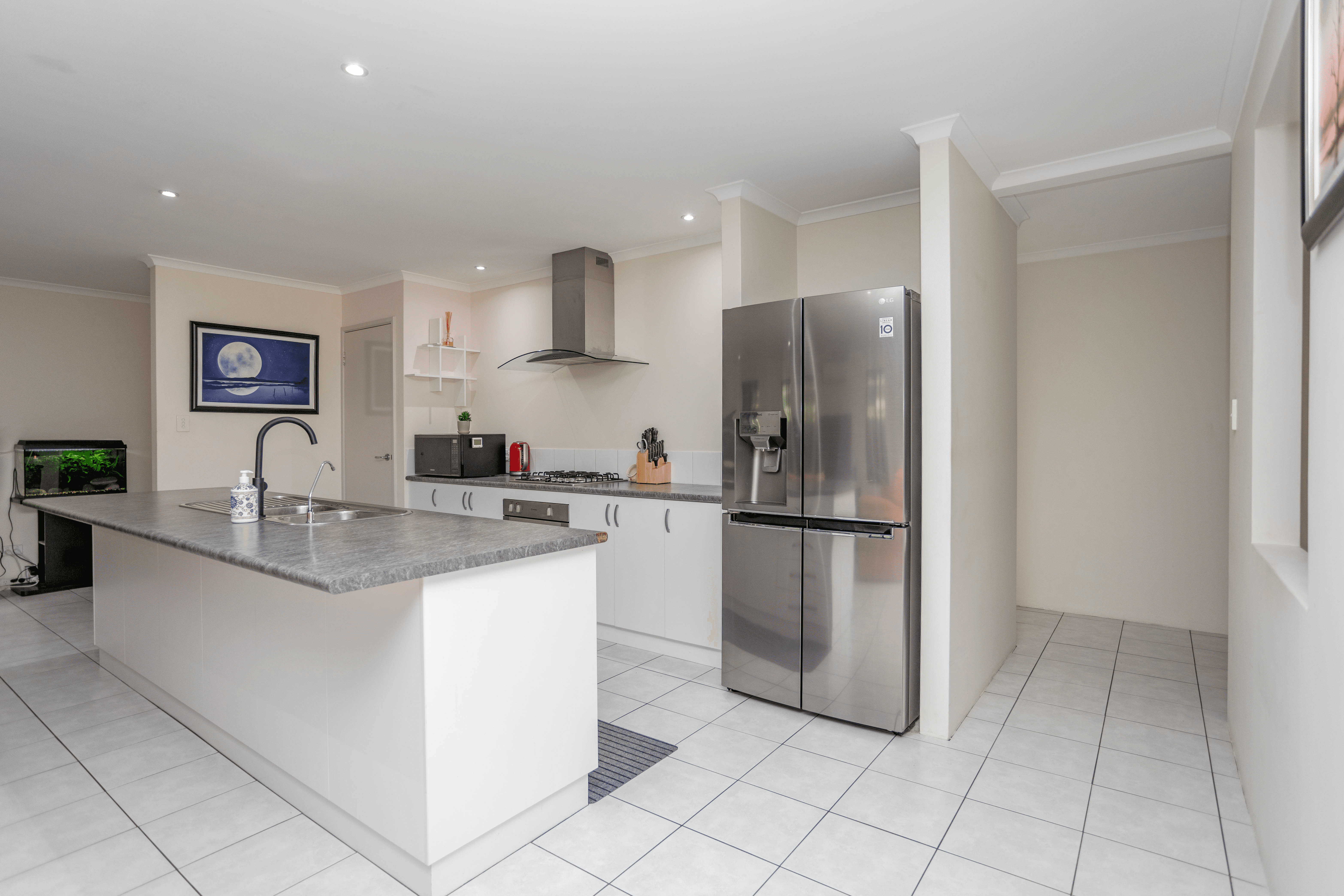 31 Hayfield Road, SOUTHERN RIVER, WA 6110