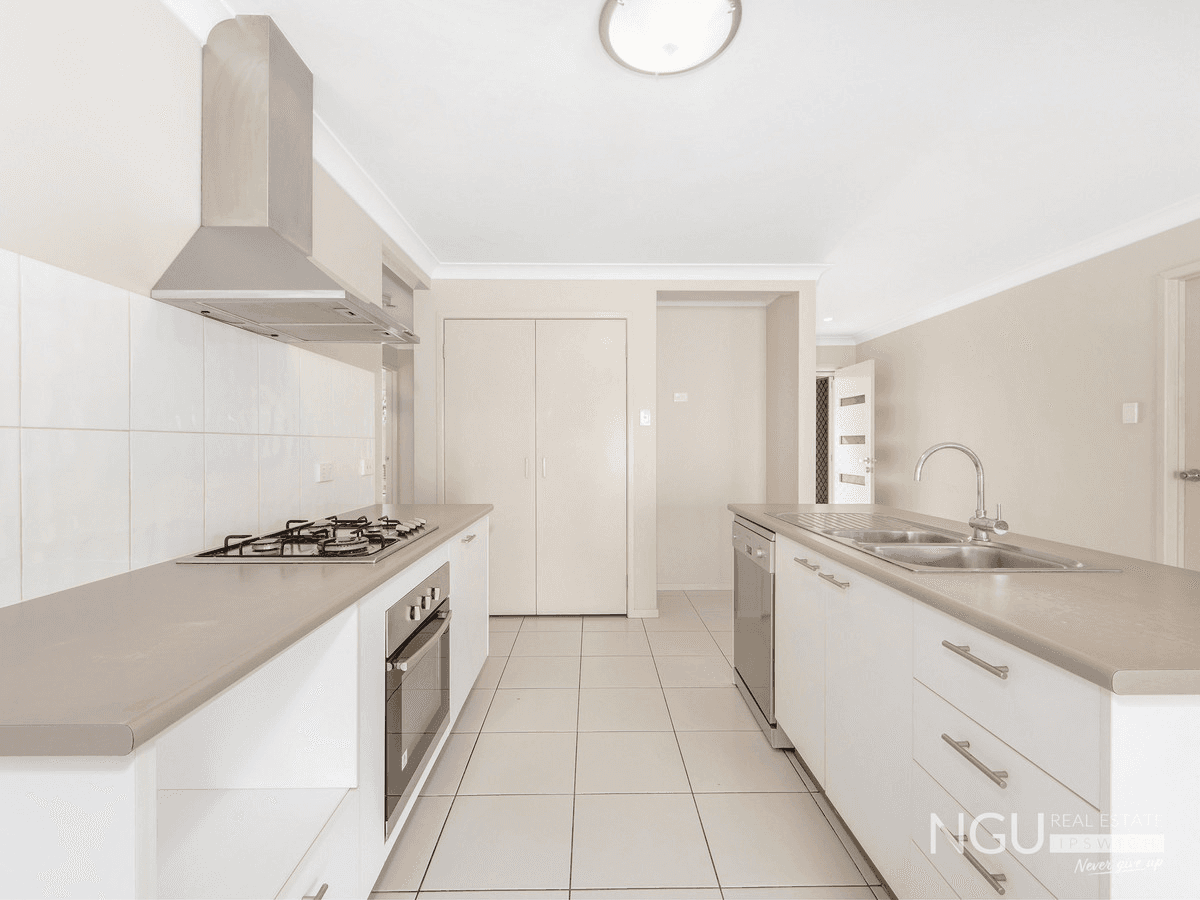 58 Bishop Street, Leichhardt, QLD 4305