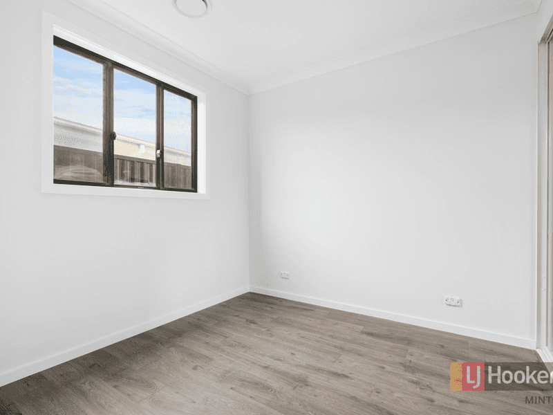 37 Fleming Dr, CAMPBELLTOWN, NSW 2560