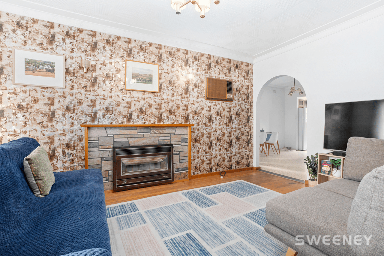 26 Cooper Avenue, ALTONA NORTH, VIC 3025