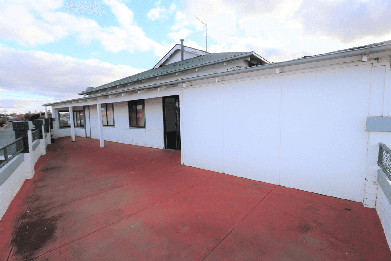 200 Main Street, WEST WYALONG, NSW 2671