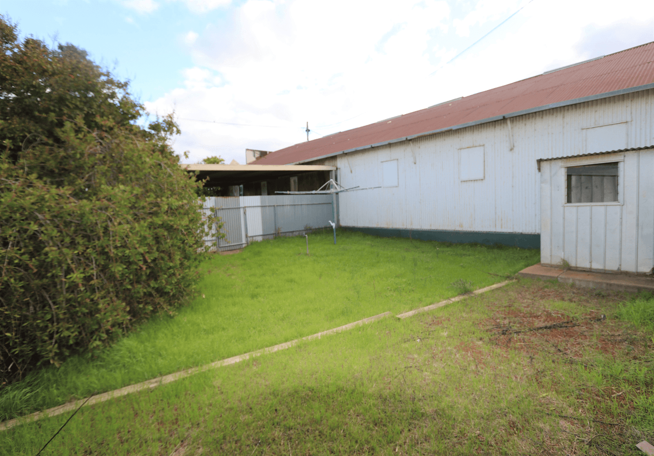 200 Main Street, WEST WYALONG, NSW 2671