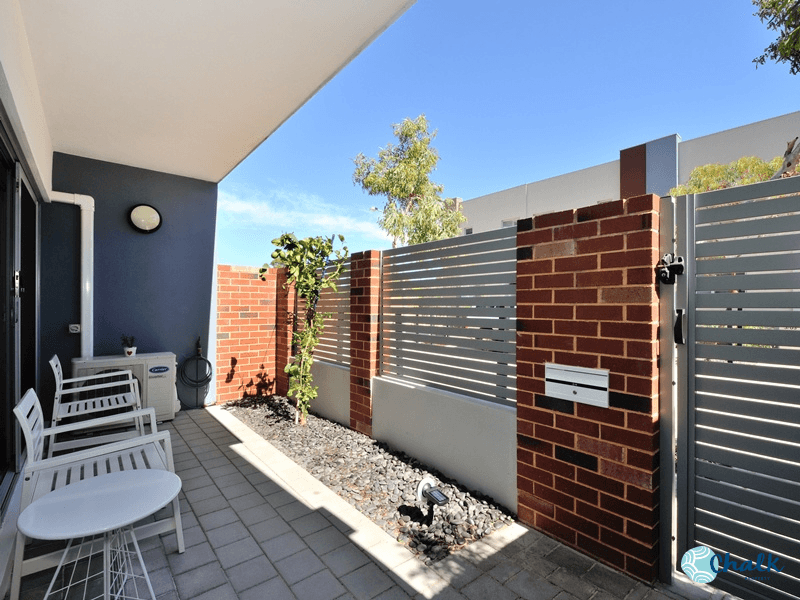 2/4 Betano Rd, ROCKINGHAM, WA 6168