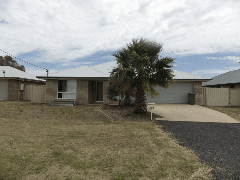 15 Ivy Street, ROMA, QLD 4455