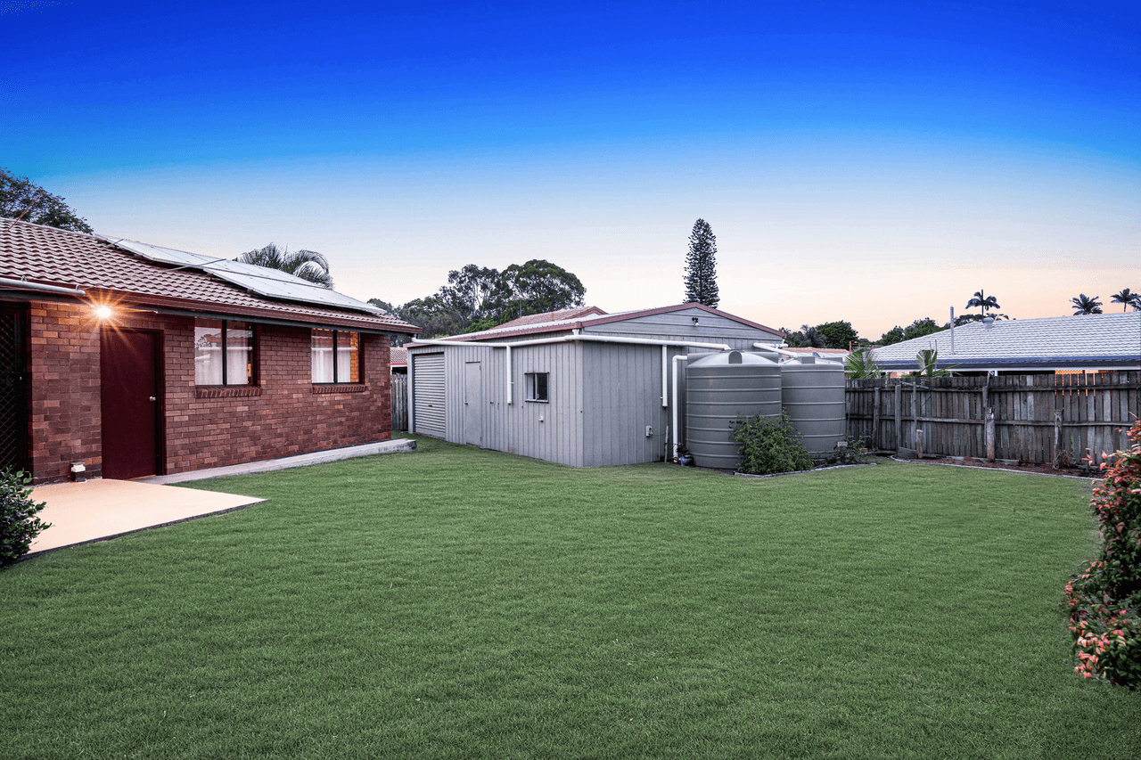 8 Whiting Place, Manly West, QLD 4179