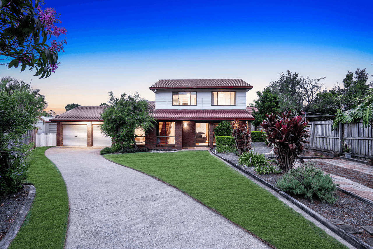 8 Whiting Place, Manly West, QLD 4179