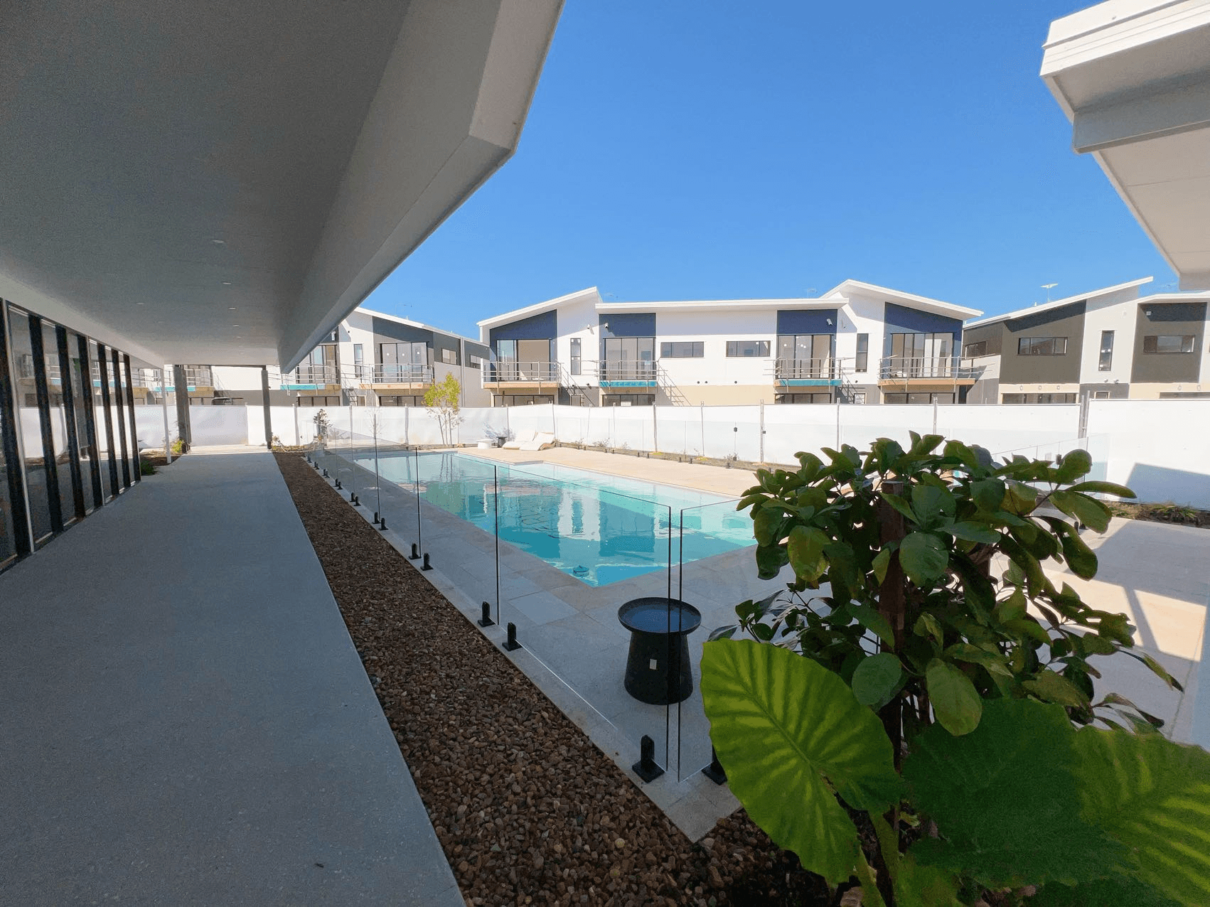 17/1 Lake Serenity Boulevard, HELENSVALE, QLD 4212