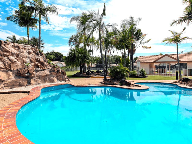 2 Saint Kevins Avenue, BENOWA, QLD 4217