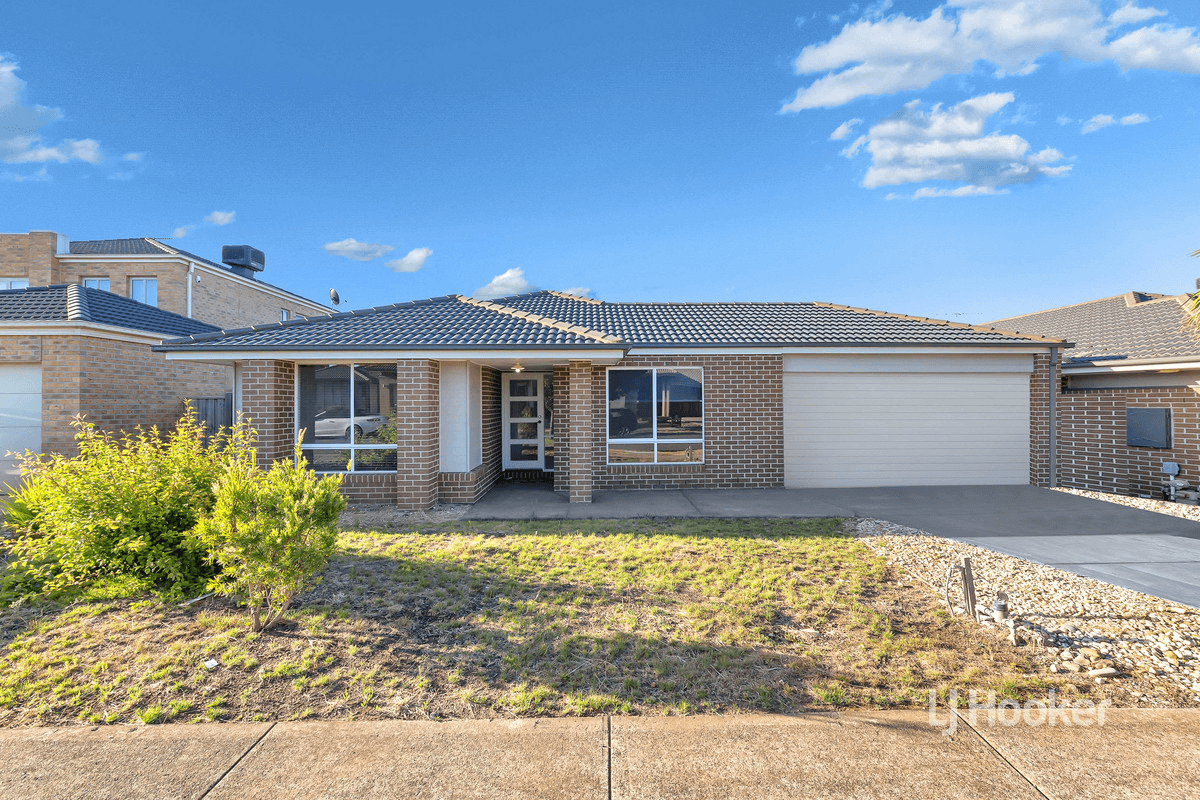 8 Misqa Avenue, POINT COOK, VIC 3030