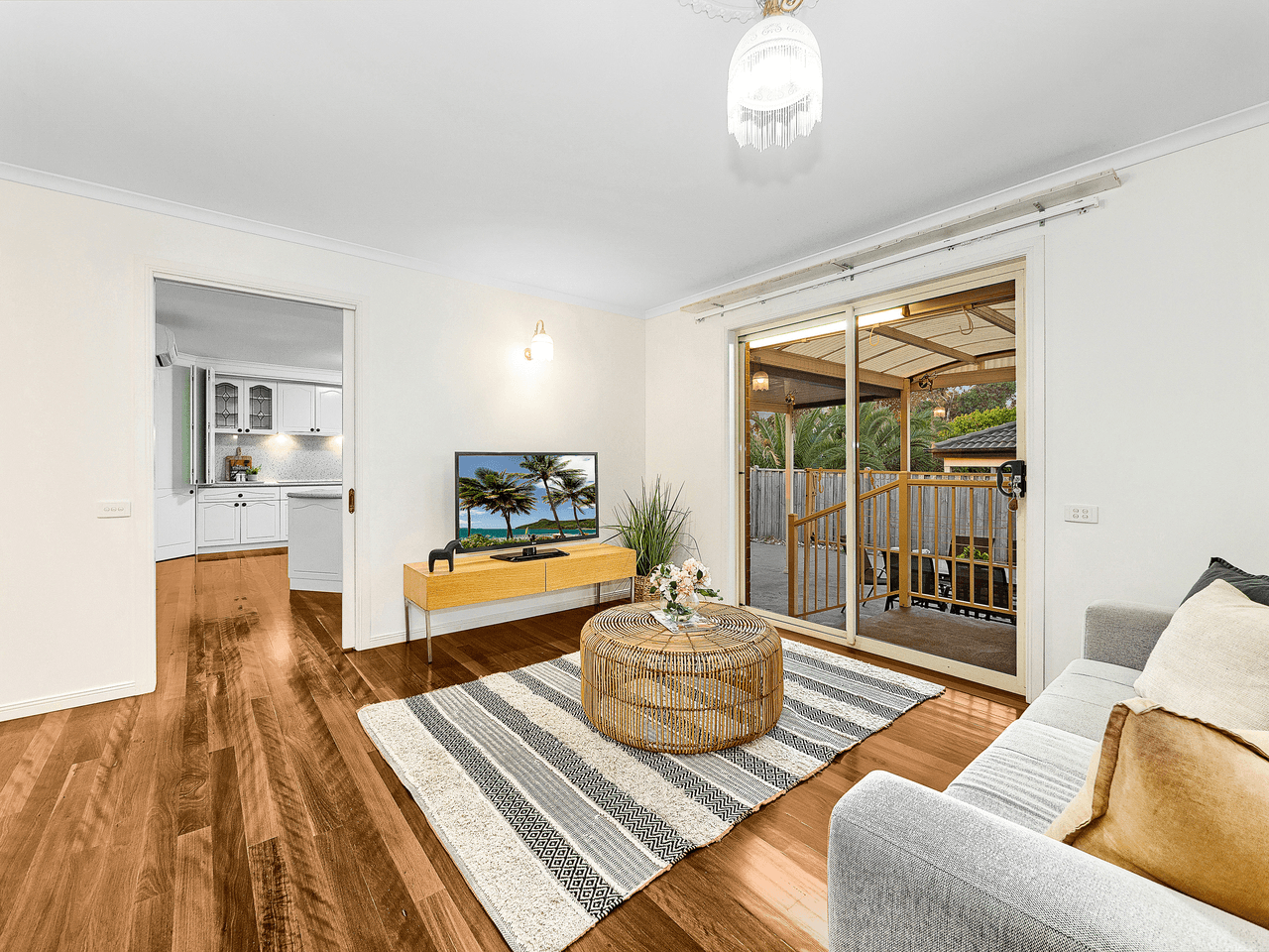 8 Yellowbox Crescent, LYNDHURST, VIC 3975