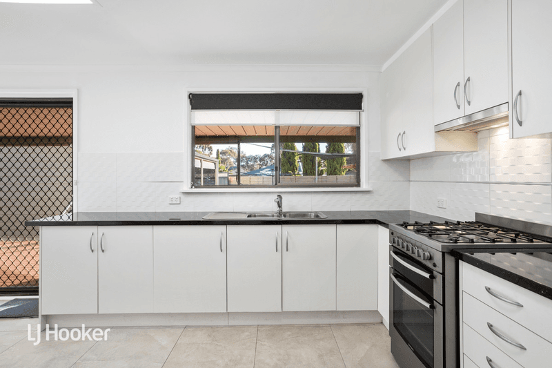 20 Chichester Court, Salisbury Heights, SA 5109