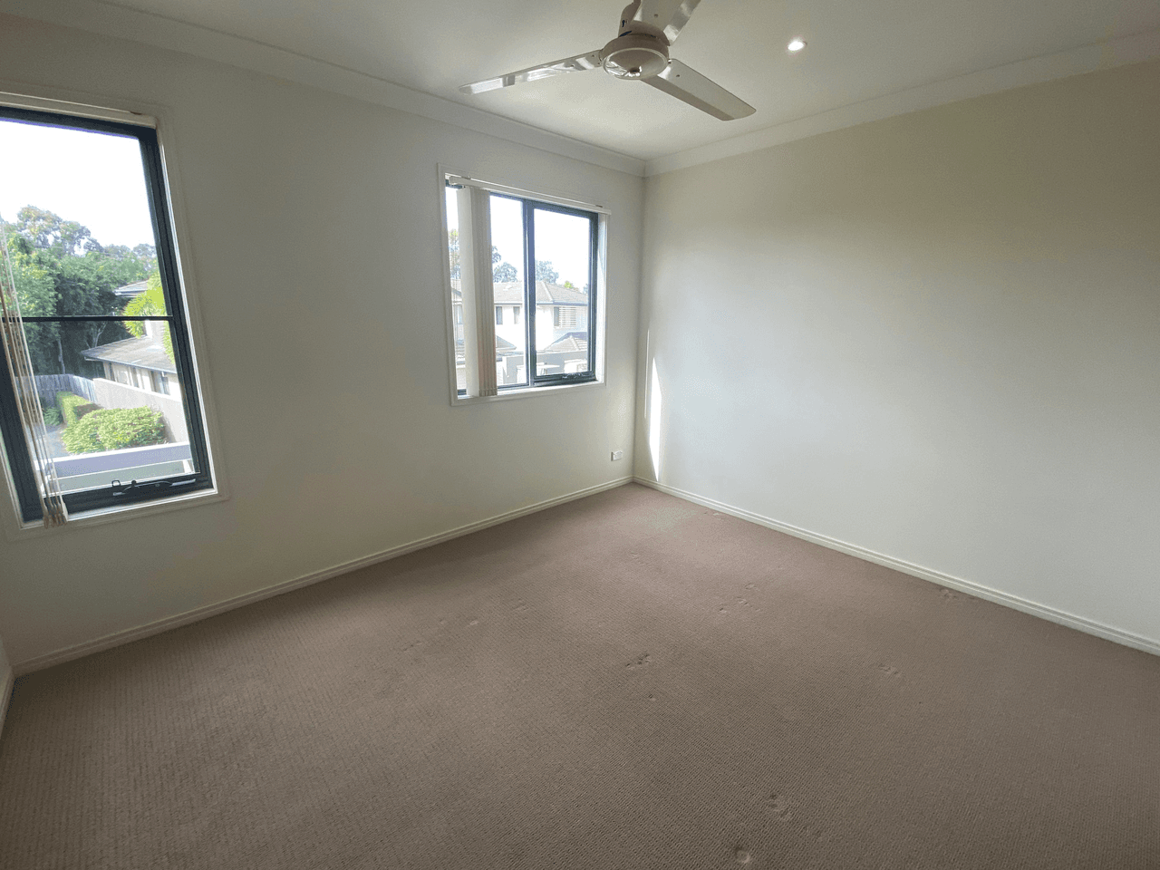 112/2 Catalina Way, UPPER COOMERA, QLD 4209