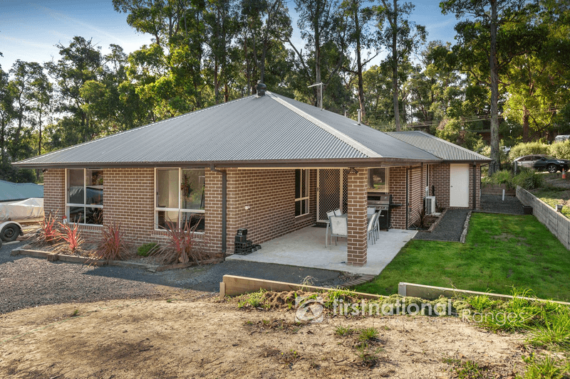 13 Belgrave Avenue, COCKATOO, VIC 3781