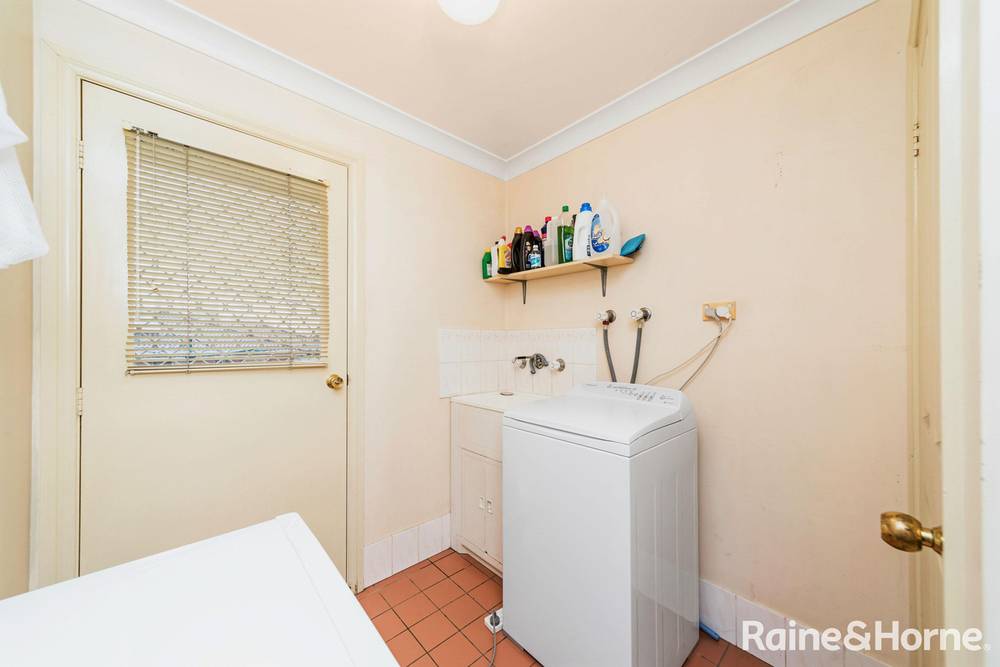 42 Jacqua Avenue, GOULBURN, NSW 2580