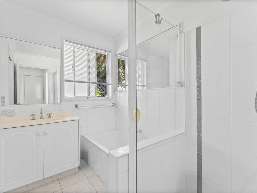 6/71 Benowa Road, SOUTHPORT, QLD 4215