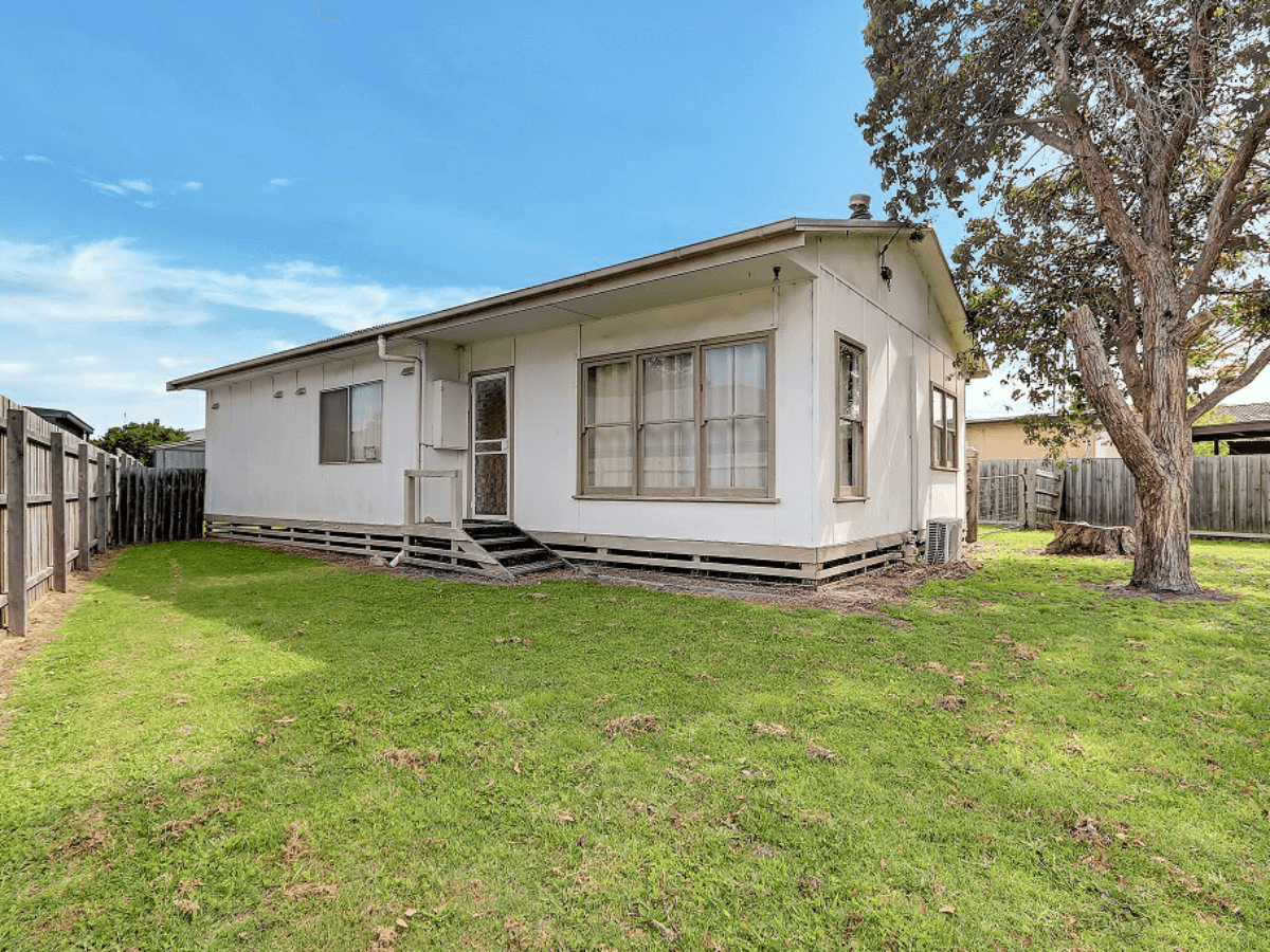 41 King Street, PAYNESVILLE, VIC 3880