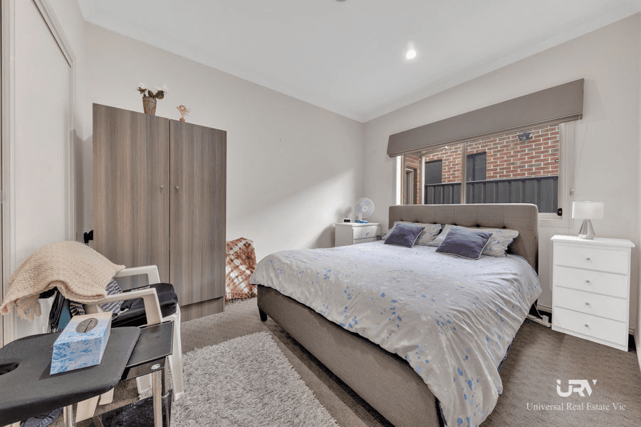 5 Rosleigh Drive, CRAIGIEBURN, VIC 3064