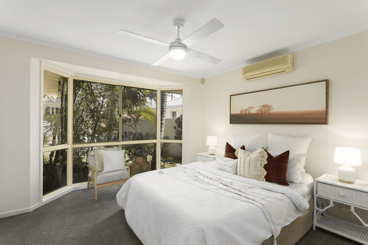 9 Montserrat Court, Clear Island Waters, QLD 4226