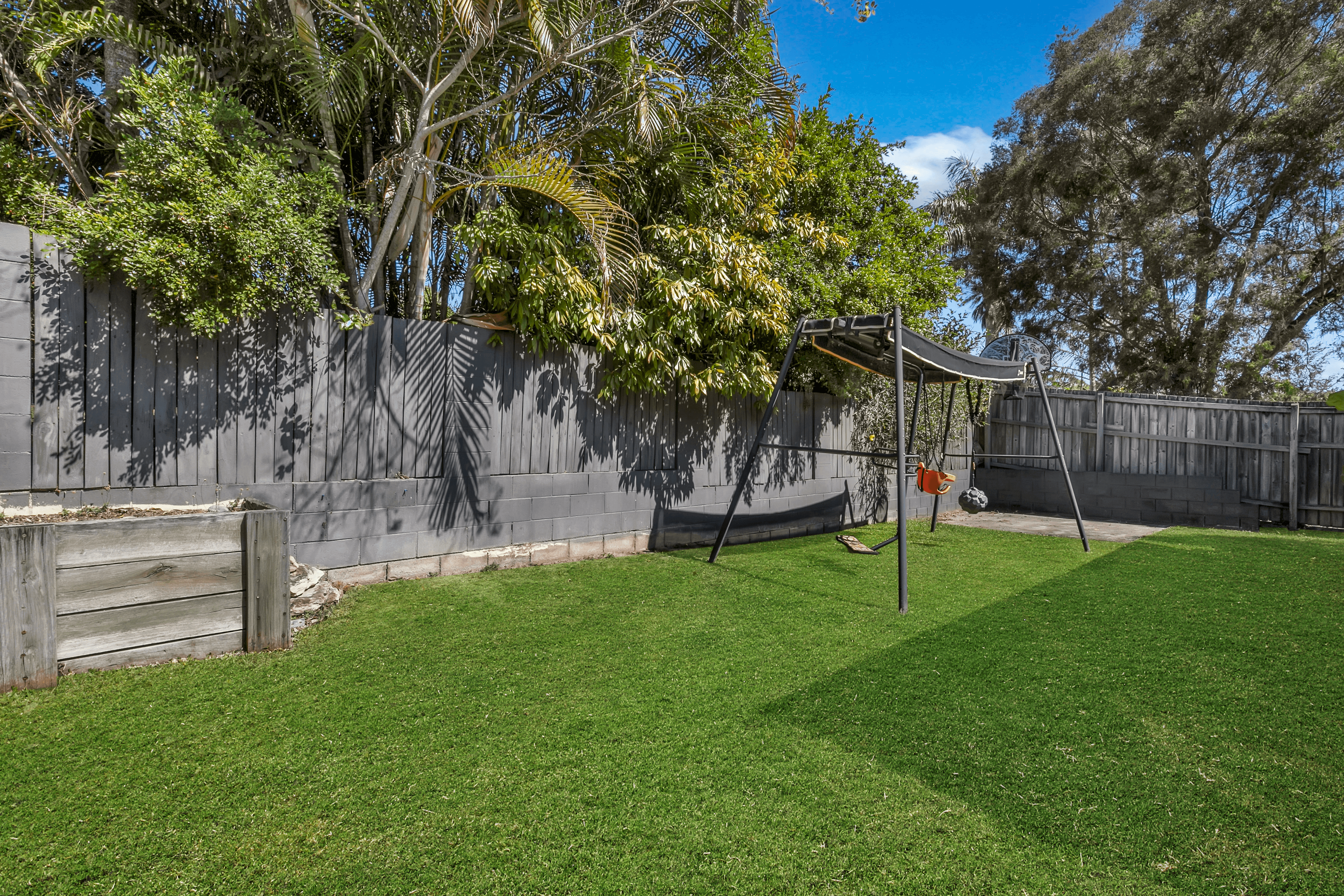 60 Hazelton Street, RIVERHILLS, QLD 4074