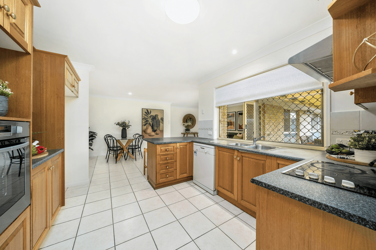 30 Calista Crescent, BRACKEN RIDGE, QLD 4017