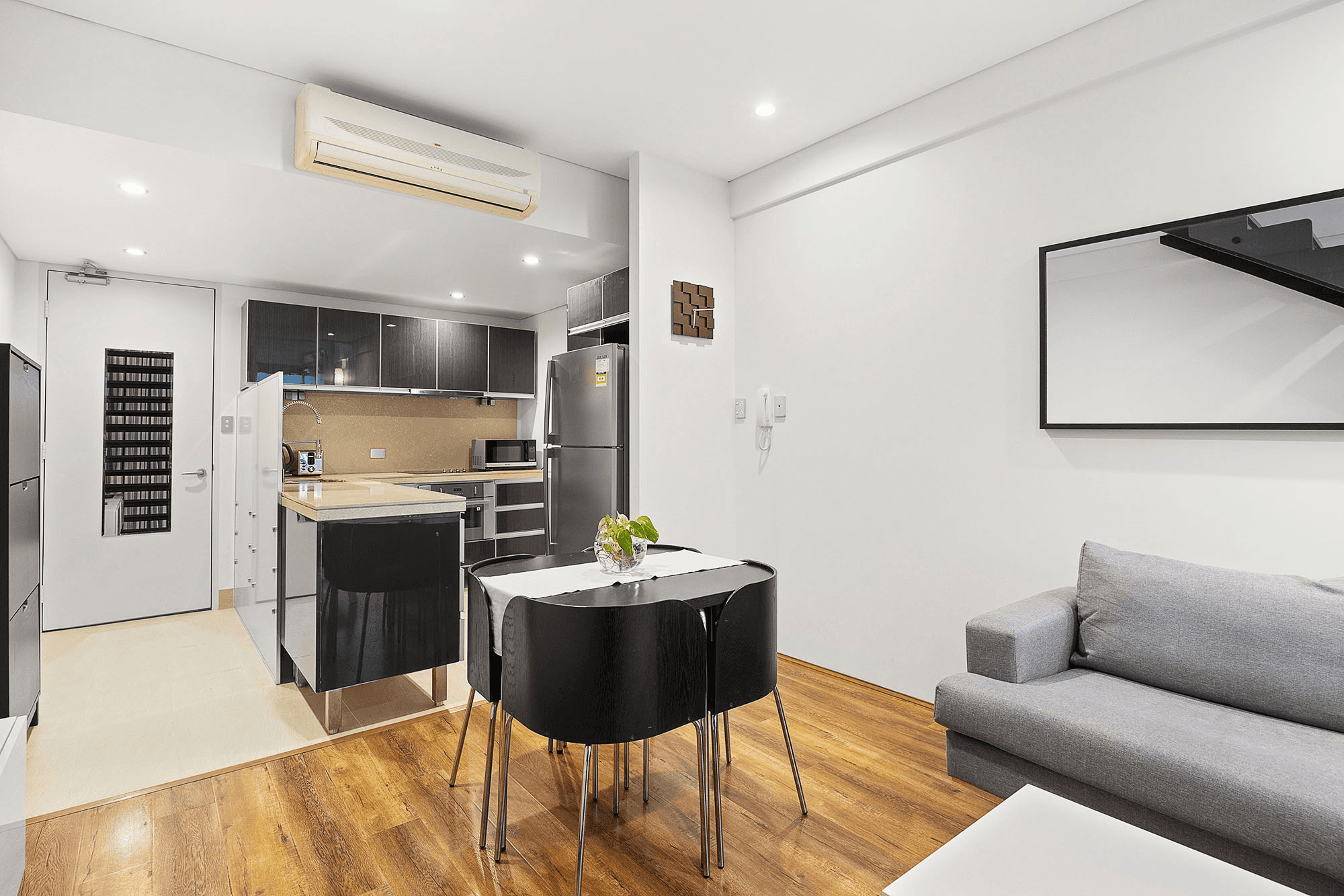 22/8 Victoria Ave, Perth, WA 6000