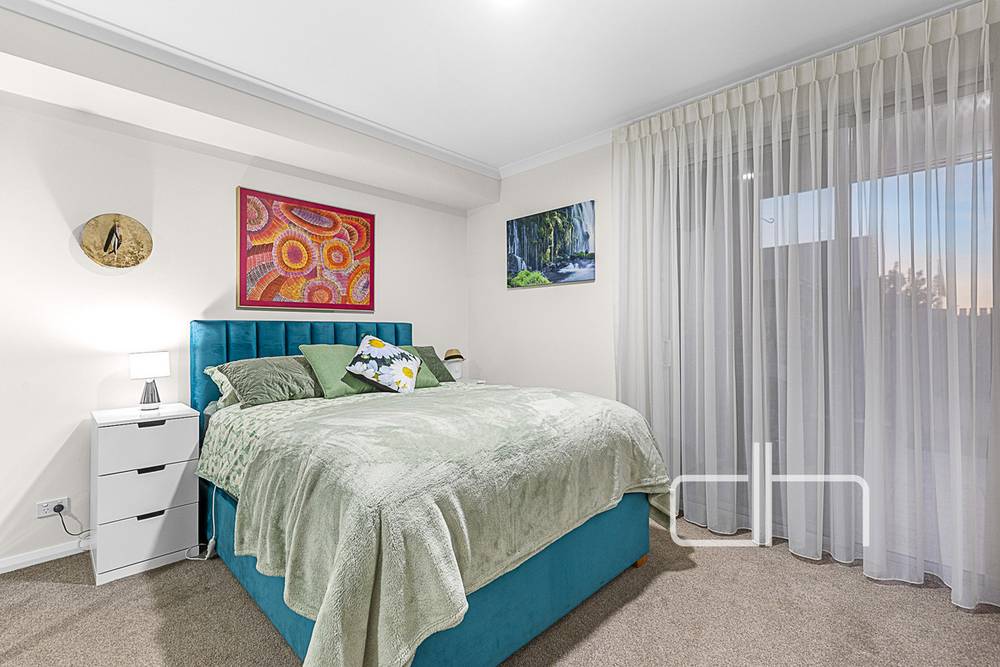 17/2 Lahinch Vista, Gnangara, WA 6077