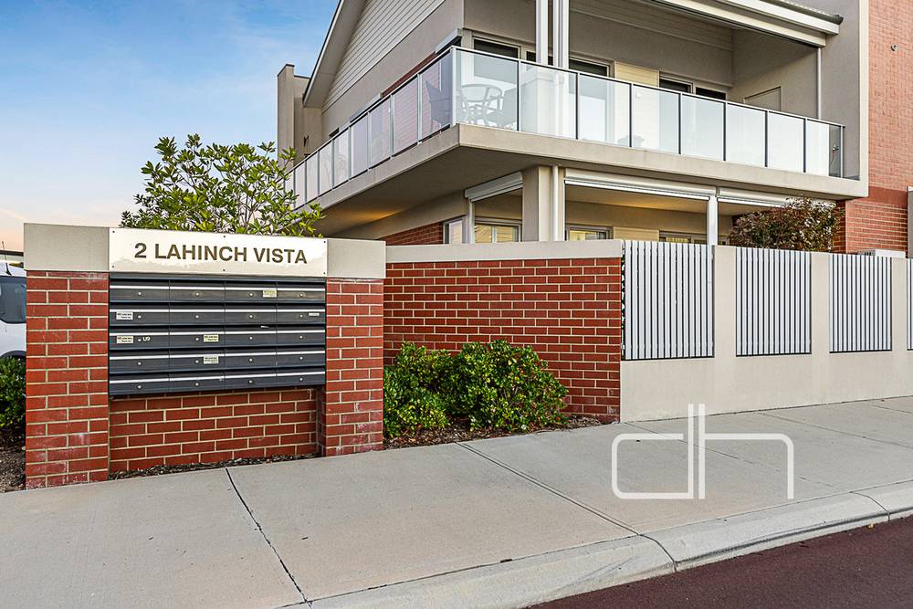 17/2 Lahinch Vista, Gnangara, WA 6077