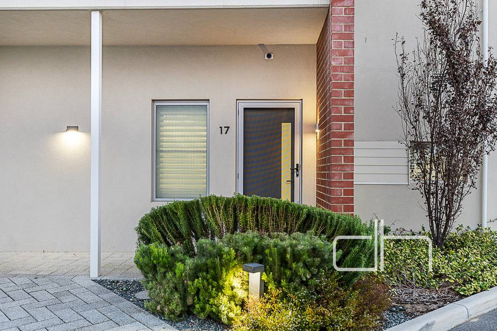 17/2 Lahinch Vista, Gnangara, WA 6077