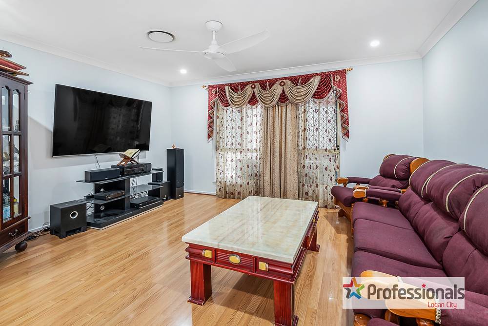 74 Barossa Street, KINGSTON, QLD 4114