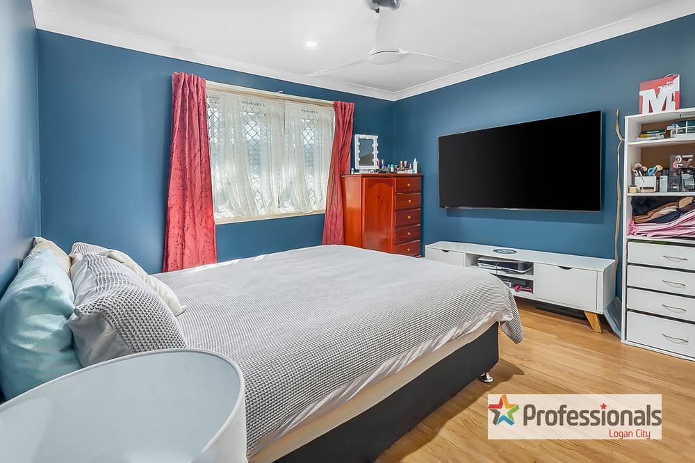 74 Barossa Street, KINGSTON, QLD 4114