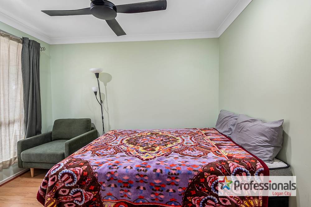74 Barossa Street, KINGSTON, QLD 4114