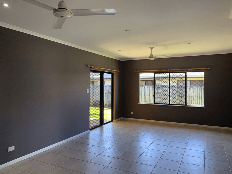 141 Timberlea Drive, BENTLEY PARK, QLD 4869