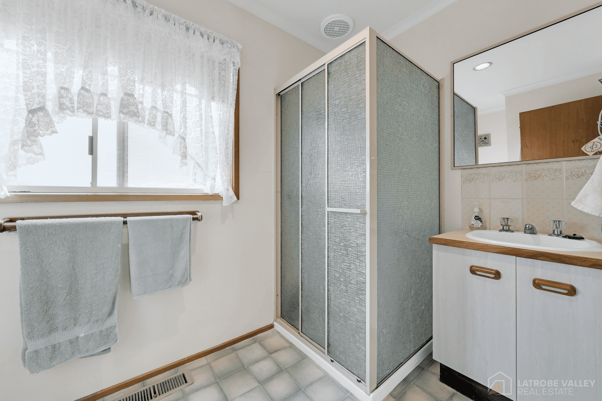 10 Matta Drive, Churchill, VIC 3842