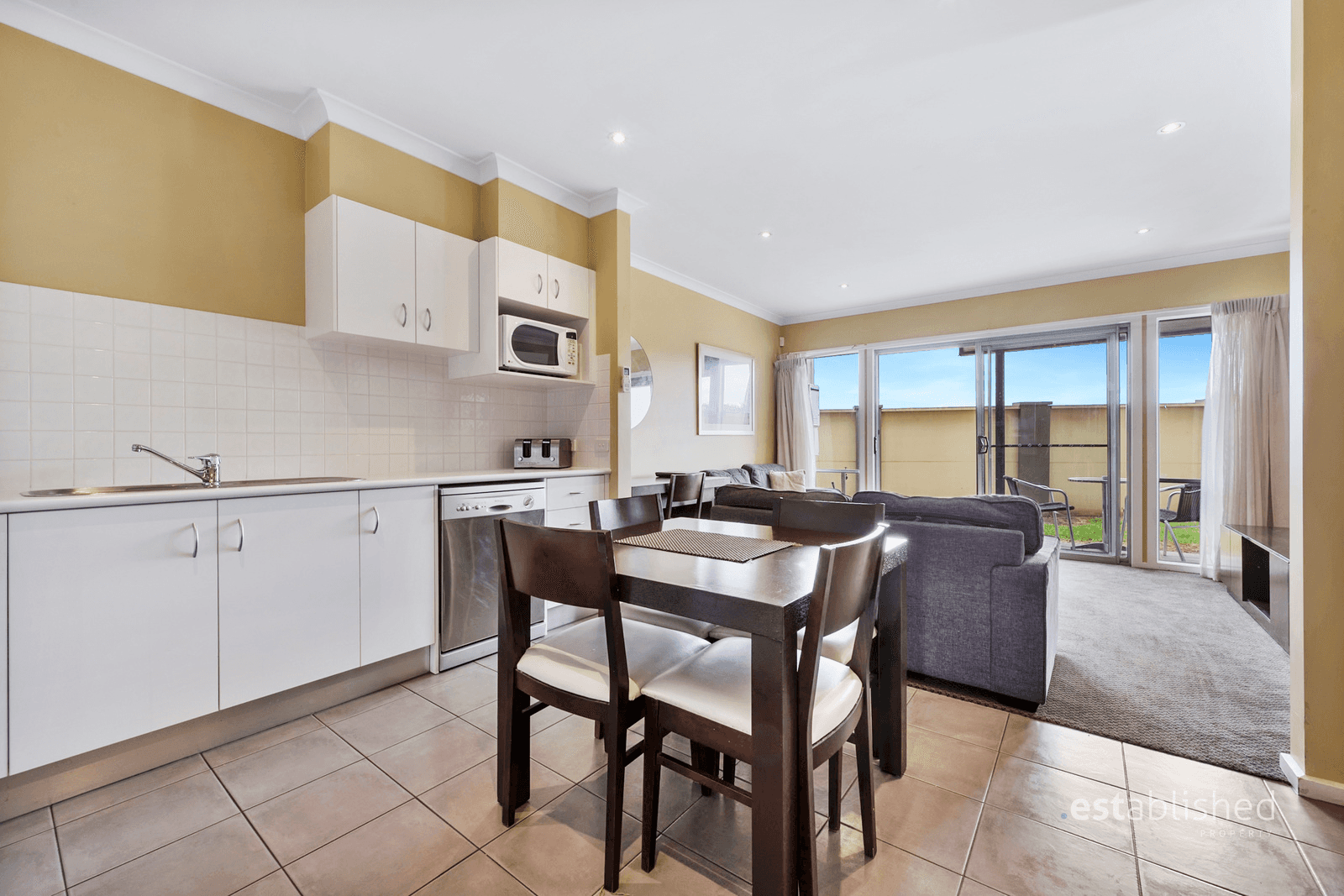 14/9 Greg Norman Drive, SANCTUARY LAKES, VIC 3030