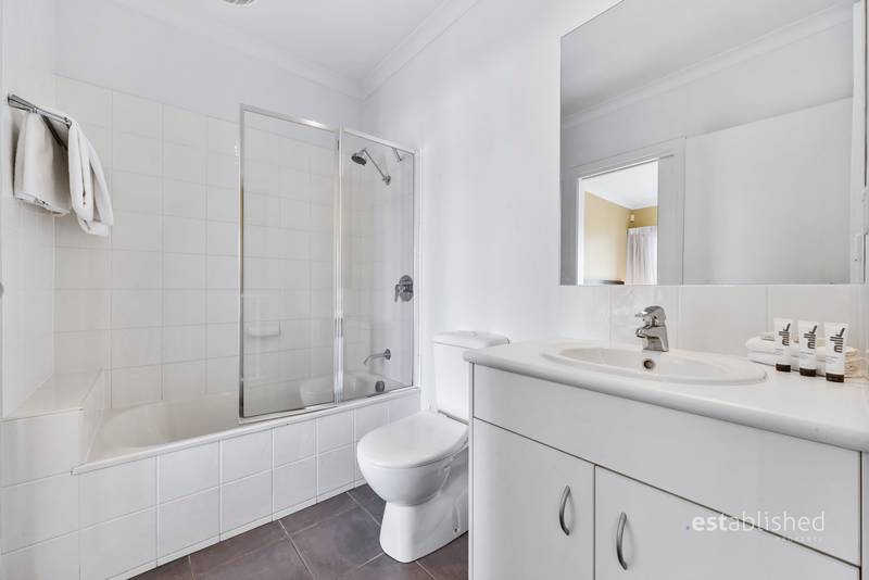 14/9 Greg Norman Drive, SANCTUARY LAKES, VIC 3030