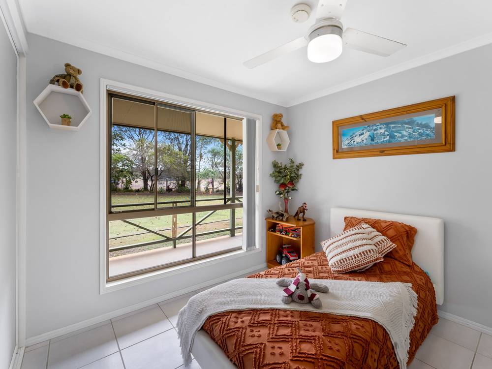 158 Pacific drive, BOORAL, QLD 4655