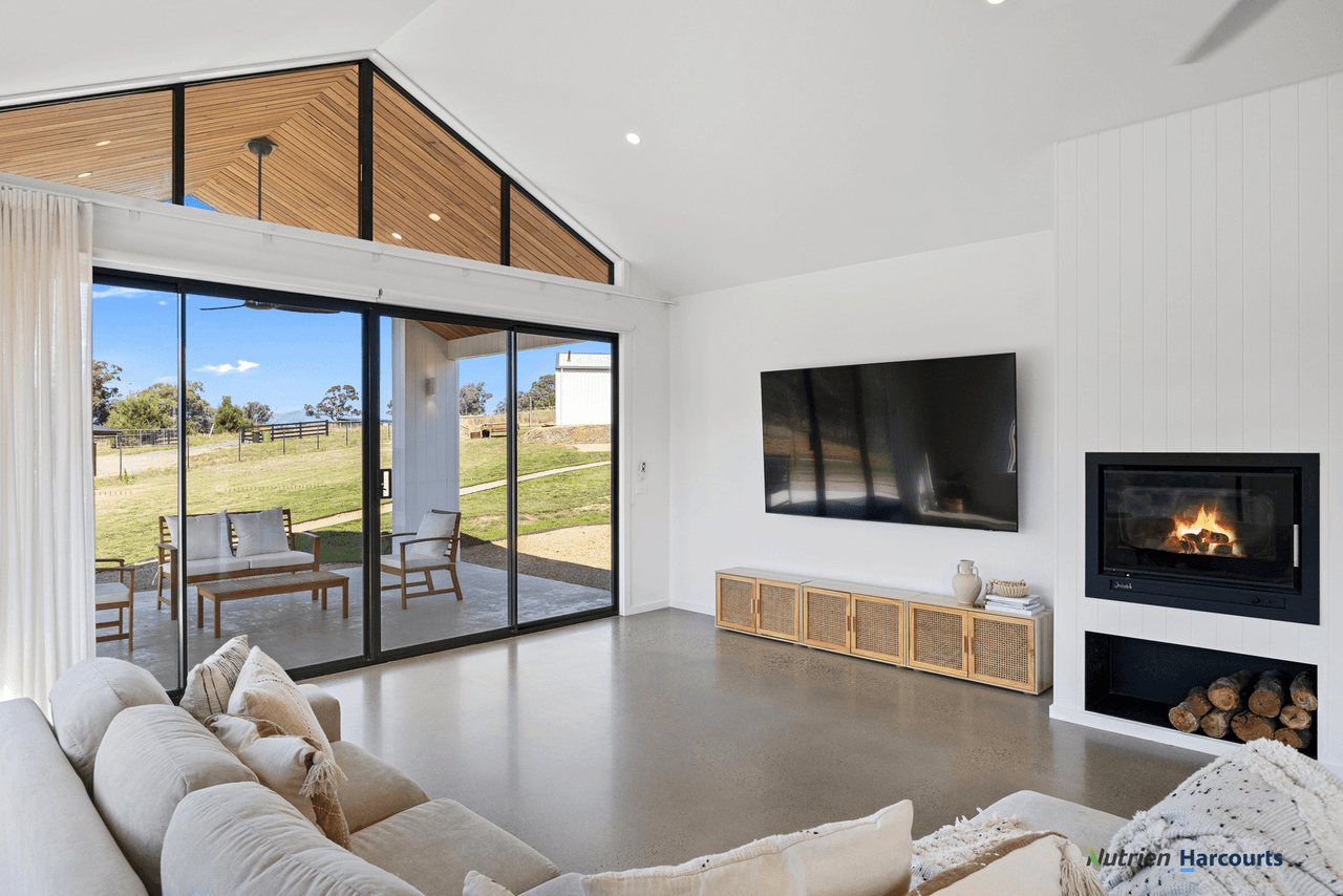 1 Lew Ton Circuit, ALEXANDRA, VIC 3714