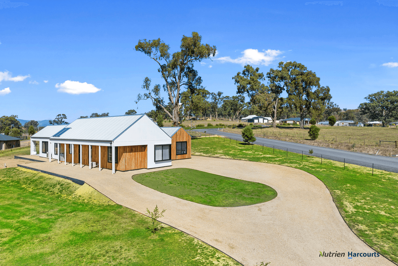 1 Lew Ton Circuit, ALEXANDRA, VIC 3714
