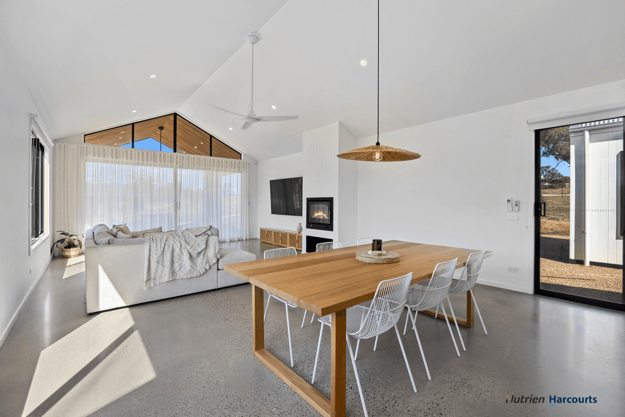 1 Lew Ton Circuit, ALEXANDRA, VIC 3714