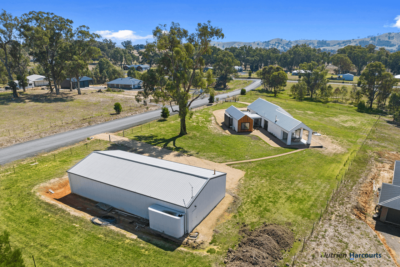 1 Lew Ton Circuit, ALEXANDRA, VIC 3714