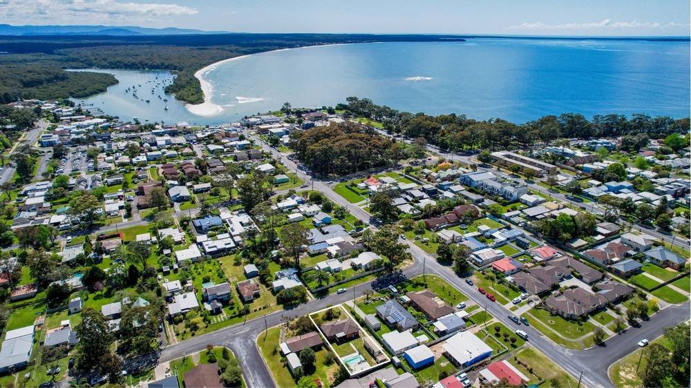 16 Beecroft Street, Huskisson, NSW 2540