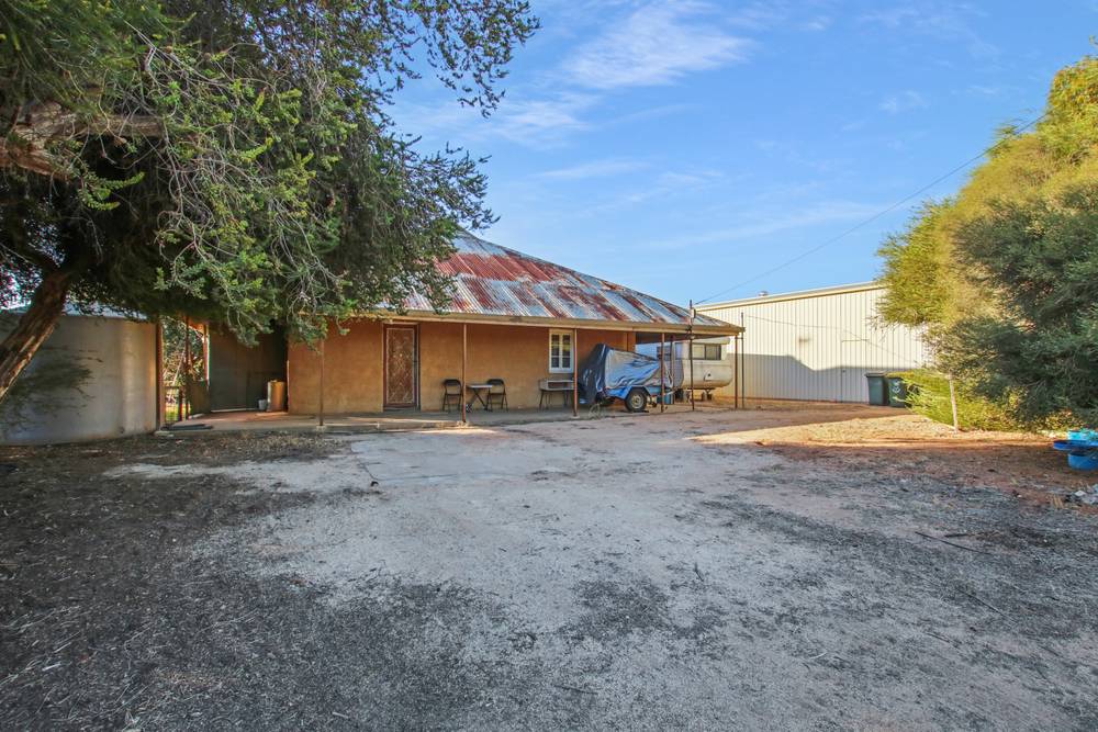 38 Dunstan Road, WAIKERIE, SA 5330