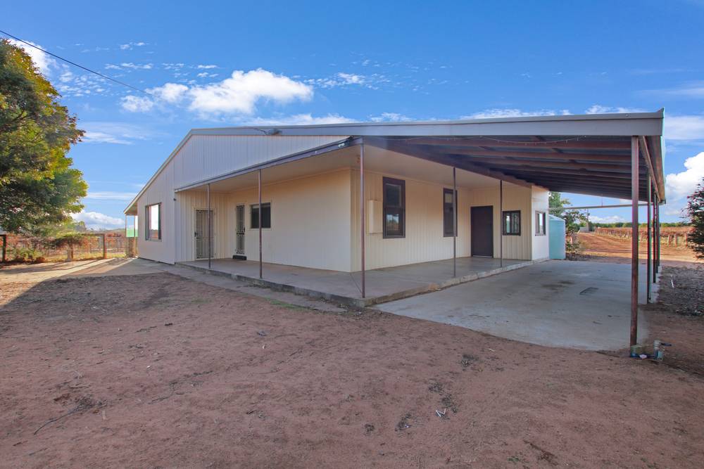 38 Dunstan Road, WAIKERIE, SA 5330