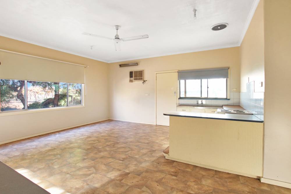 38 Dunstan Road, WAIKERIE, SA 5330